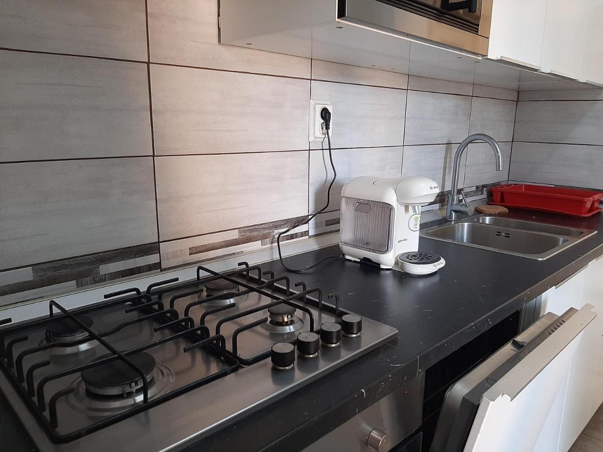 Four Rooms Apartment Central Bükreş Dış mekan fotoğraf